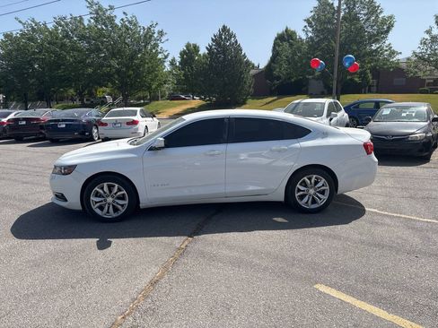 Used 2018 Chevrolet Impala LT FWD image 8