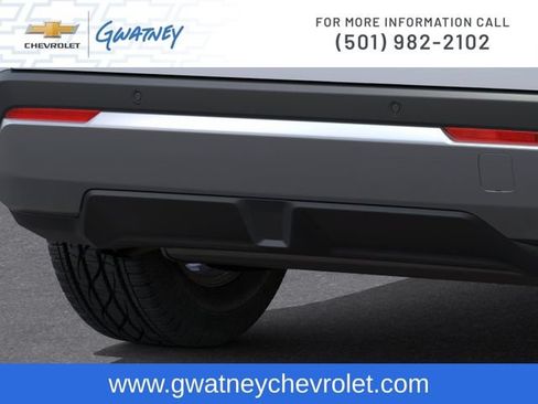New 2026 Chevrolet Equinox LT w/ Safety and Technology Package FWD image 14
