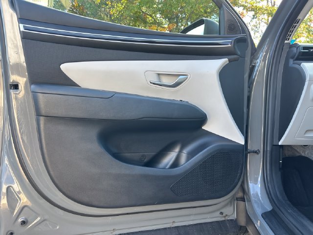 Used 2024 Hyundai Tucson SEL w/ Convenience Package AWD/4WD image 13
