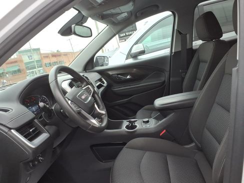 Used 2024 GMC Terrain SLE w/ Driver Convenience Package AWD/4WD image 17