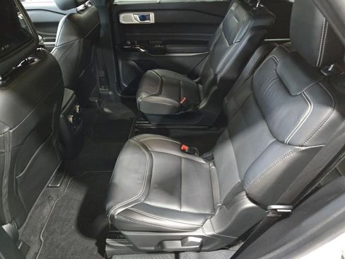 Certified 2022 Ford Explorer ST w/ Equipment Group 401A image 19