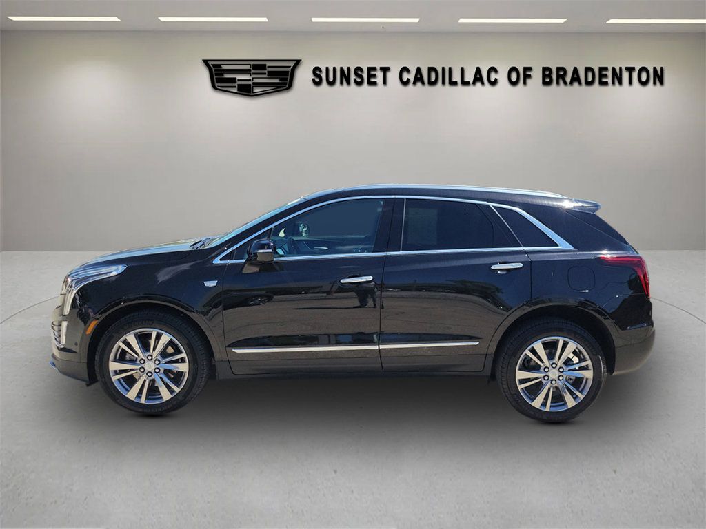 Certified 2025 Cadillac XT5 Premium Luxury w/ Technology Package AWD/4WD image 7