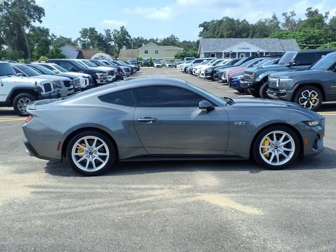 Used 2024 Ford Mustang GT Premium RWD image 8
