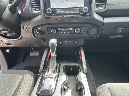 Used 2024 Nissan Frontier PRO-4X w/ Pro Convenience Package AWD/4WD image 21