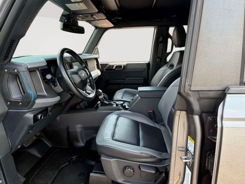 Used 2024 Ford Bronco Black Diamond AWD/4WD image 21