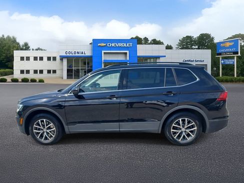 Used 2019 Volkswagen Tiguan SE w/ Panoramic Sunroof Package AWD/4WD image 6