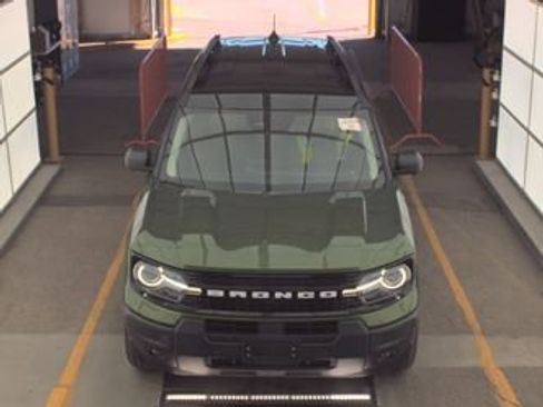 Used 2025 Ford Bronco Sport Outer Banks w/ Outer Banks Tech Package+ image 2