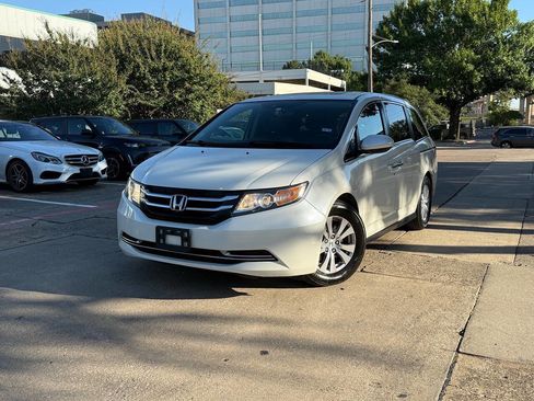 Used 2016 Honda Odyssey EX-L image 2