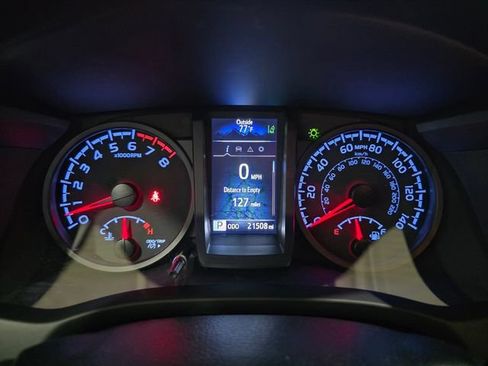 Used 2023 Toyota Tacoma SR AWD/4WD image 17