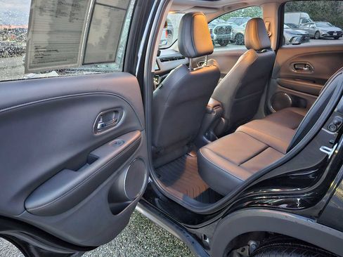 Used 2021 Honda HR-V EX-L image 15