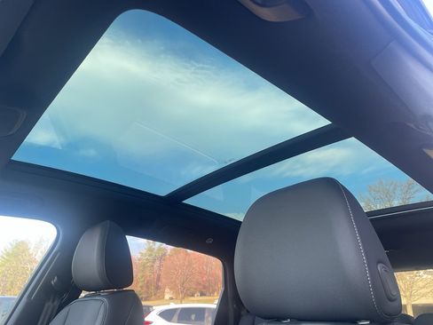 Used 2025 Audi Q7 3.0T Premium Plus image 32