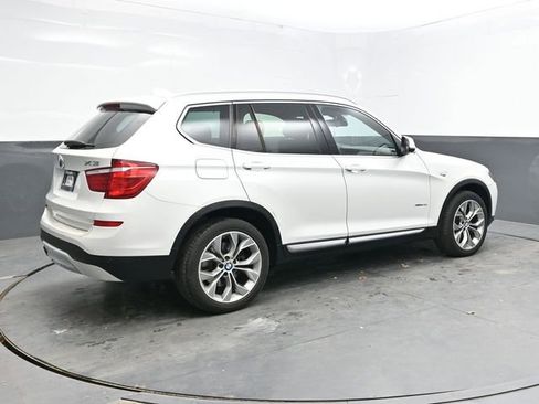 Used 2017 BMW X3 xDrive28i image 7