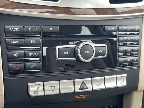 Used 2015 Mercedes-Benz E 350 Sedan image 23