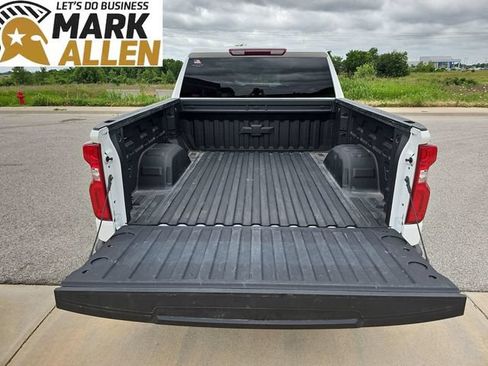 Used 2024 Chevrolet Silverado 1500 RST AWD/4WD image 25