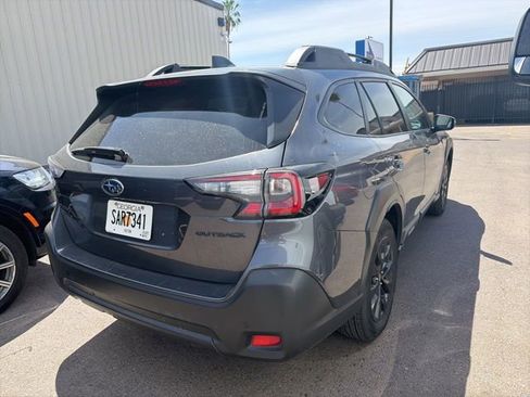 Used 2025 Subaru Outback Onyx Edition AWD/4WD image 2
