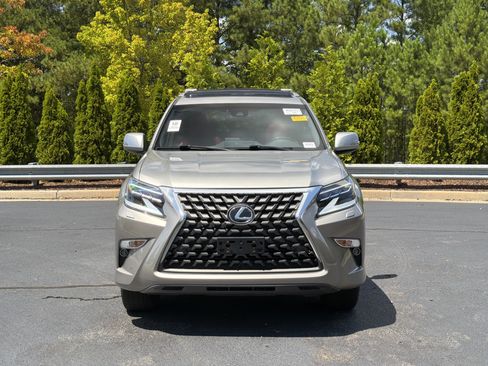 Used 2023 Lexus GX 460 Premium w/ Premium Package AWD/4WD image 10