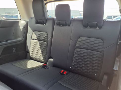 Used 2026 Nissan Pathfinder SV w/ SV Premium Package FWD image 22