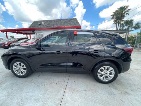 Used 2025 Ford Escape Active FWD image 10