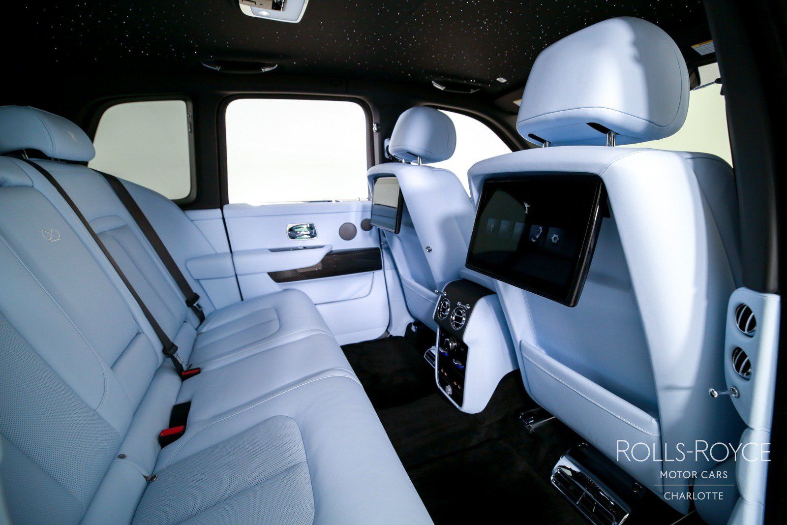 New 2027 Rolls-Royce Cullinan Black Badge AWD/4WD image 30