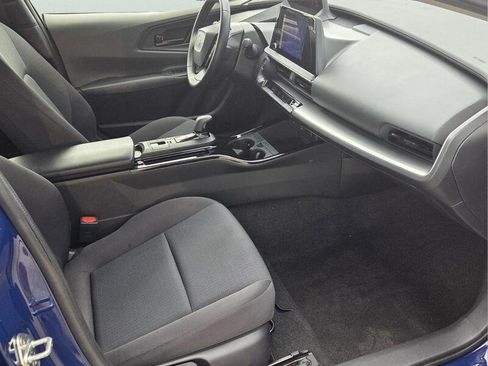 Used 2024 Toyota Prius LE FWD image 16