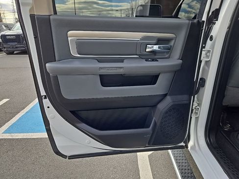 Used 2018 RAM 2500 Big Horn w/ Harvest Edition image 45