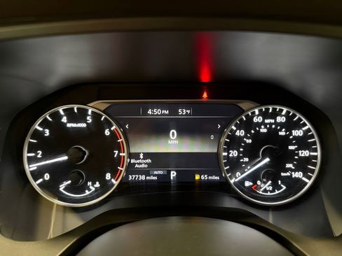 Used 2023 Nissan Rogue SV image 22