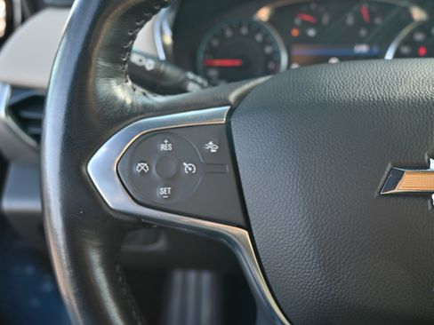 Used 2022 Chevrolet Traverse LT image 20