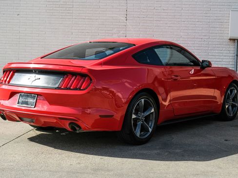 Used 2015 Ford Mustang Coupe w/ Equipment Group 051A RWD image 7