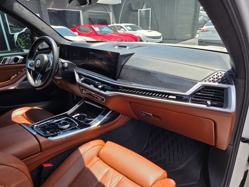 Used 2023 BMW X7 M60i w/ Executive Package AWD/4WD image 17