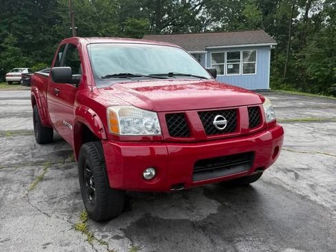 Used 2006 Nissan Titan XE AWD/4WD image 2