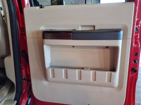 Used 2010 Ford F250 Lariat image 10