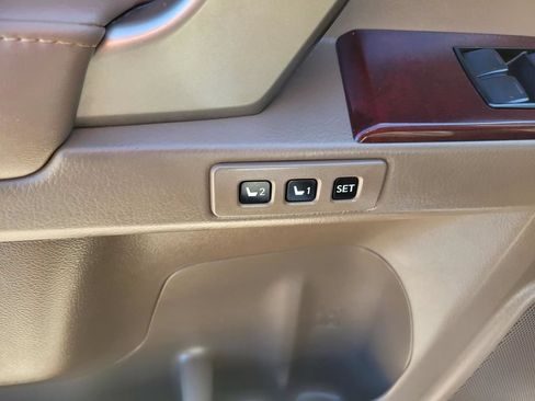 Used 2019 Lexus GX 460 Luxury AWD/4WD image 21