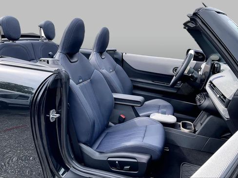 Used 2025 MINI Cooper S FWD image 8