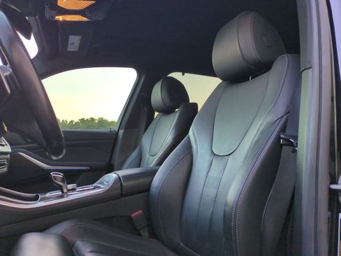 Used 2022 BMW X5 xDrive45e w/ M Sport Package AWD/4WD image 16