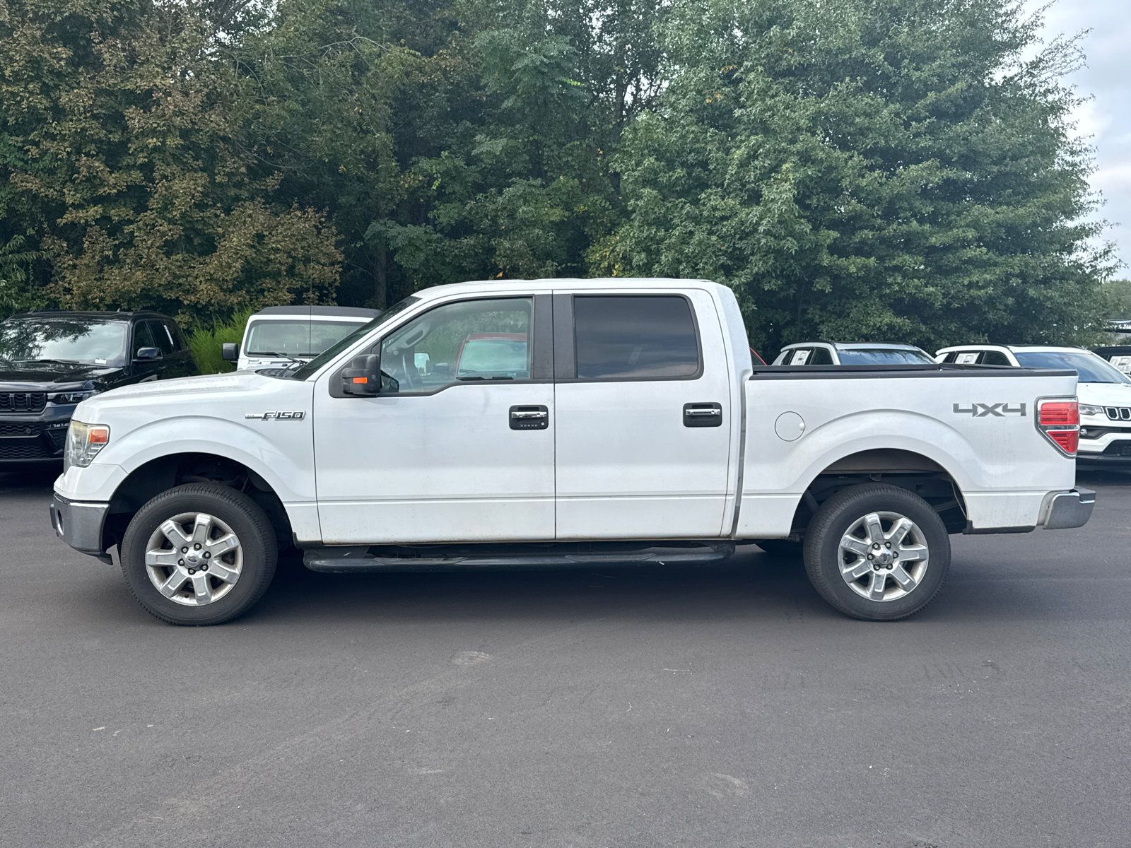 Used 2014 Ford F150 XLT w/ Equipment Group 302A Luxury AWD/4WD image 8