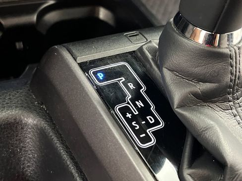 Used 2023 Toyota Tacoma TRD Off-Road w/ Technology Package AWD/4WD image 42