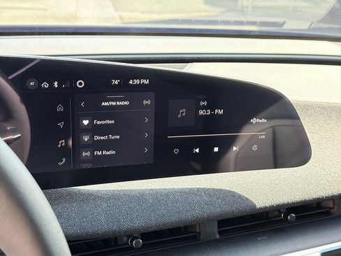 Used 2025 Lucid Air Touring AWD/4WD image 12
