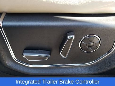 Used 2019 Ford Expedition Platinum image 18