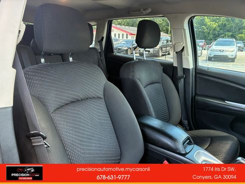 Used 2018 Dodge Journey SE w/ Connectivity Group FWD image 26
