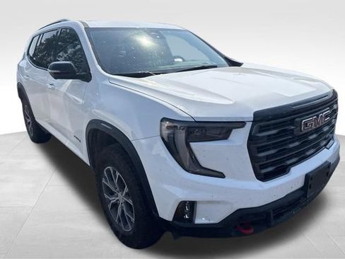 Used 2024 GMC Acadia AT4 w/ Luxury Package AWD/4WD image 9