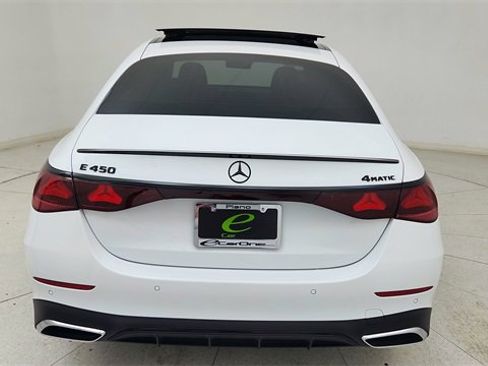 Used 2024 Mercedes-Benz E 450 4MATIC Sedan w/ Airmatic Package image 5