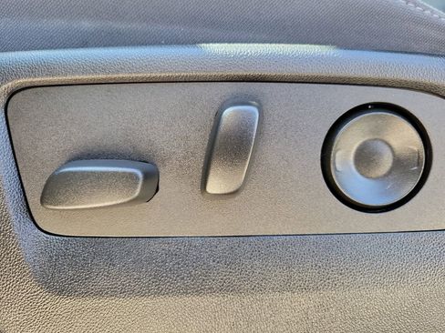 Used 2024 Chevrolet Silverado 3500 LT w/ Safety Package image 22