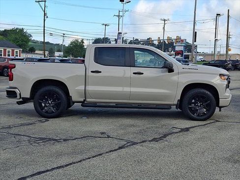 Used 2026 Chevrolet Silverado 1500 Custom w/ Turbomax Blackout Package AWD/4WD image 8