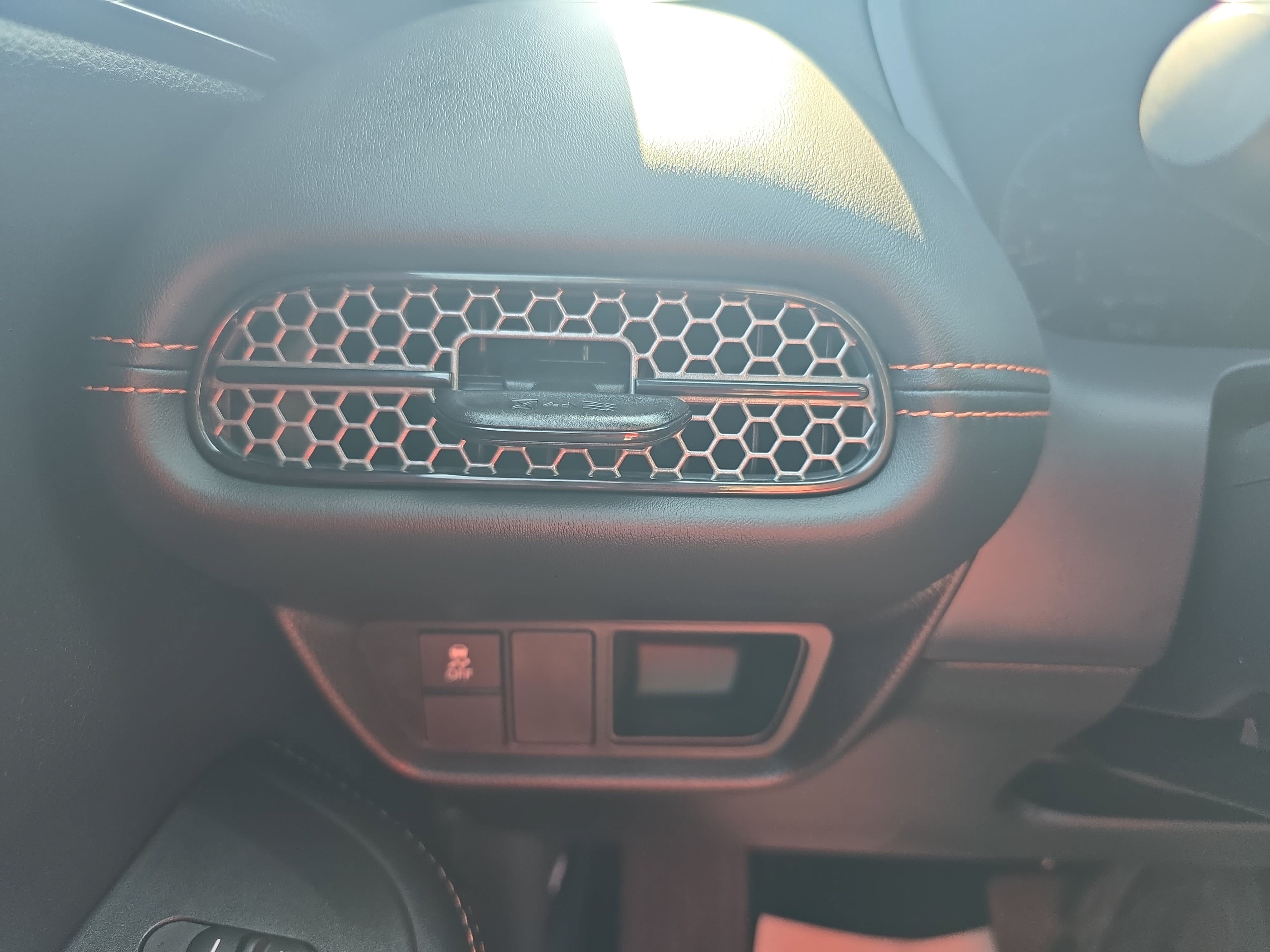 Certified 2025 Honda HR-V Sport image 24