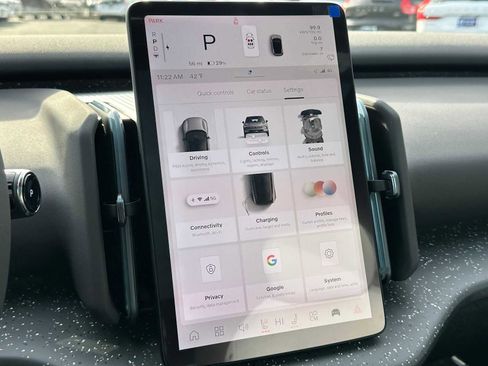 New 2025 Volvo EX30 Ultra w/ Protection Package Premier image 27