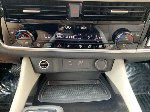Used 2022 Nissan Rogue SL w/ SL Premium Package AWD/4WD image 21