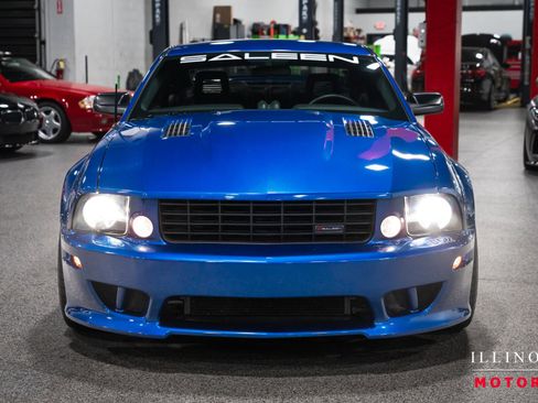 Used 2006 Ford Mustang GT RWD image 8
