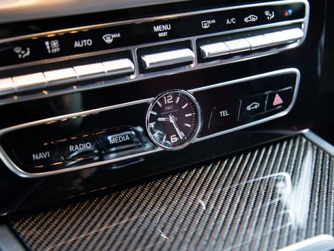 Used 2022 Mercedes-Benz G 63 AMG 4MATIC image 24