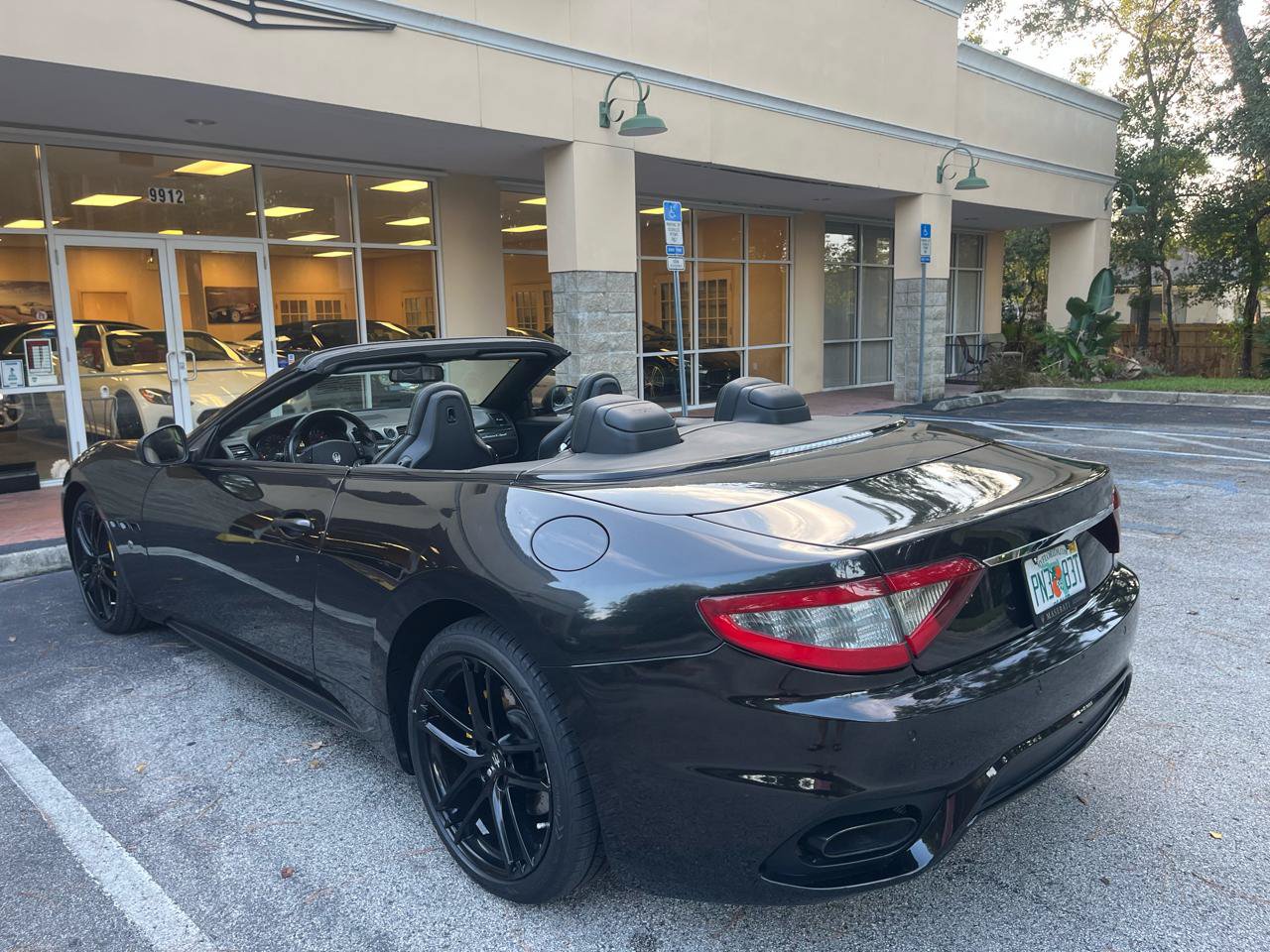 Used 2018 Maserati GranTurismo Sport RWD image 8