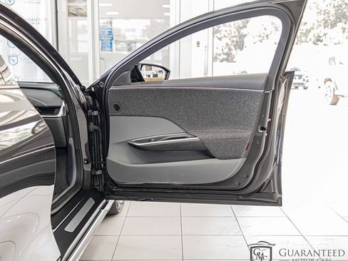 Used 2023 Lucid Air Pure RWD image 37